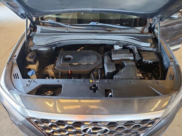 2020 HYUNDAI SANTA FE SE