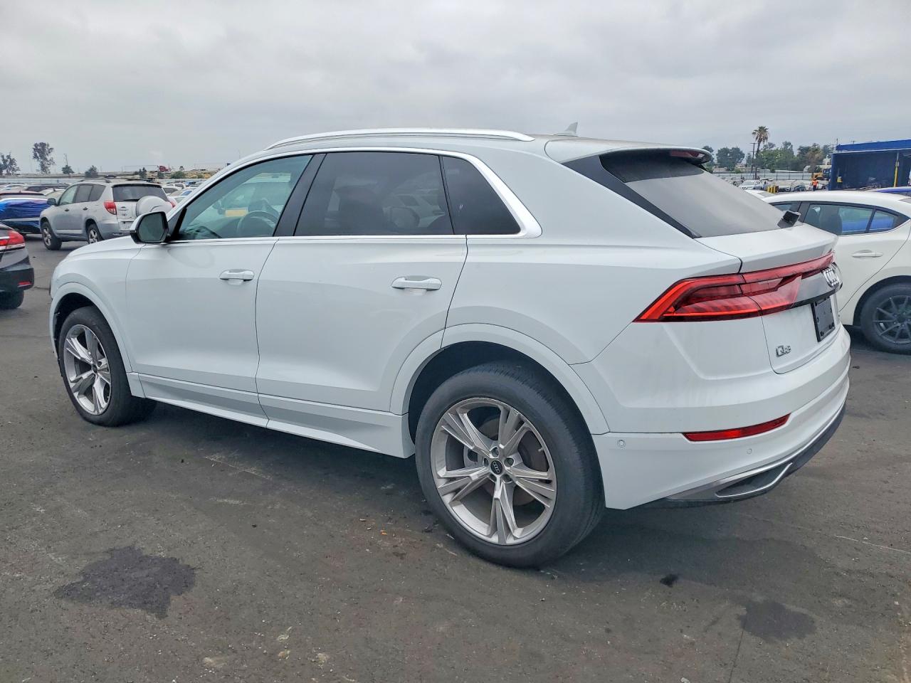 2023 AUDI Q8 quattro Premium
