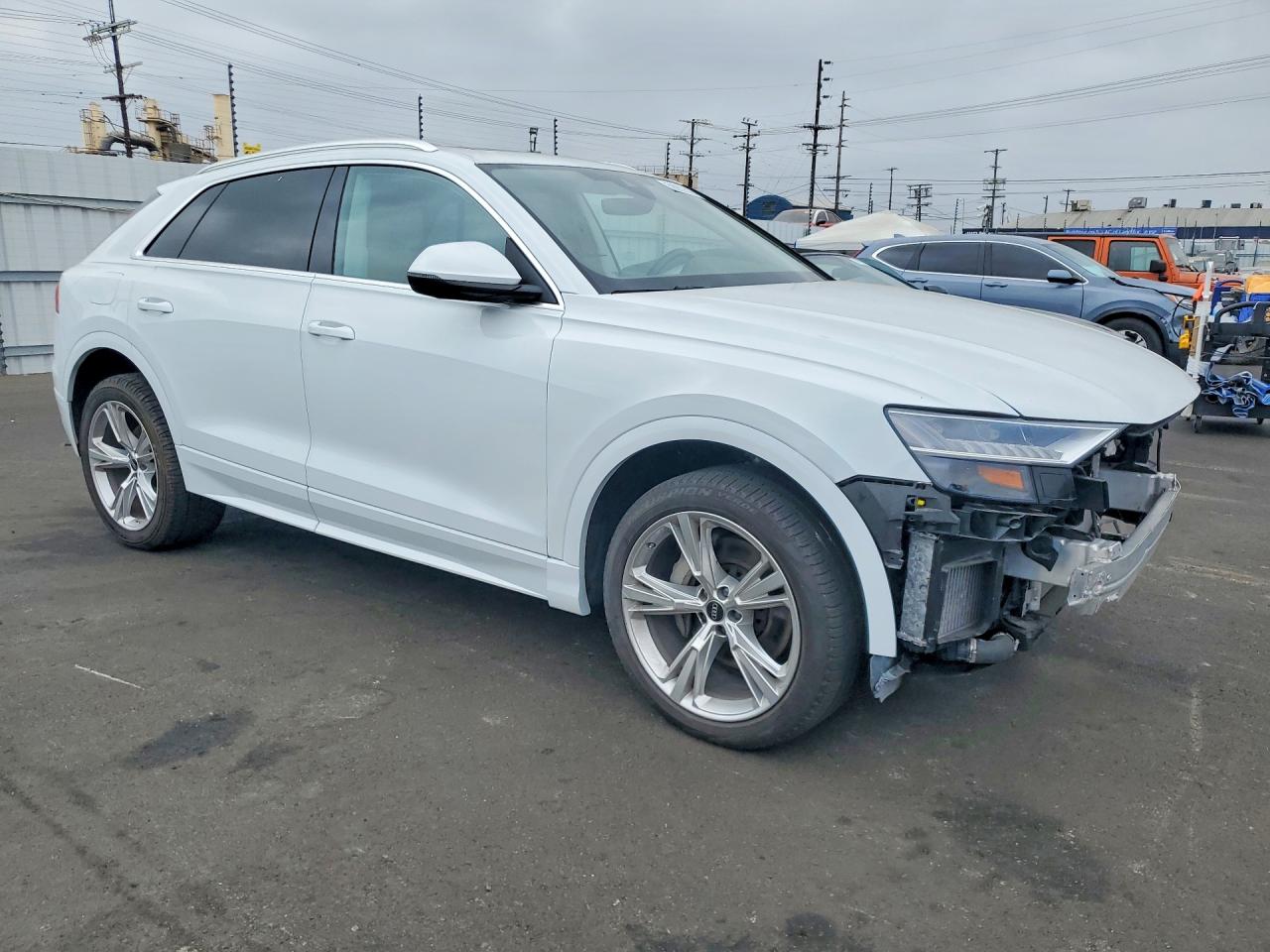 2023 AUDI Q8 quattro Premium