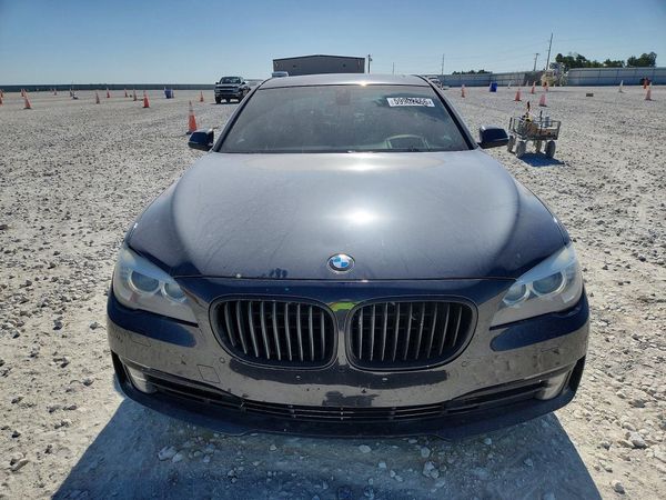 2014 BMW 740 xDrive