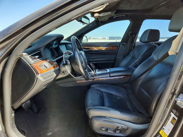 2014 BMW 740 xDrive