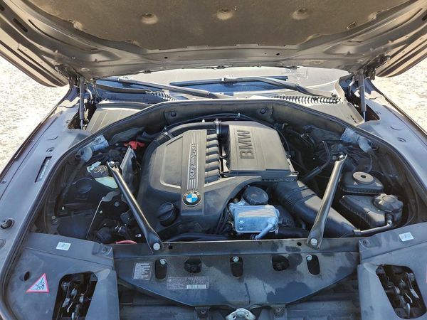 2014 BMW 740 xDrive