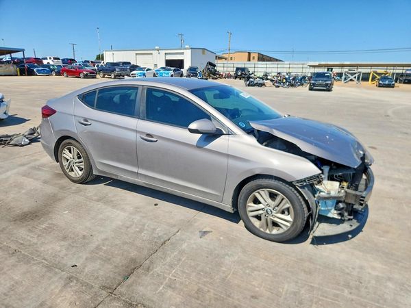 2020 HYUNDAI ELANTRA