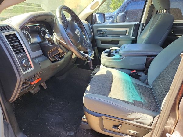 2016 RAM 1500 SLT