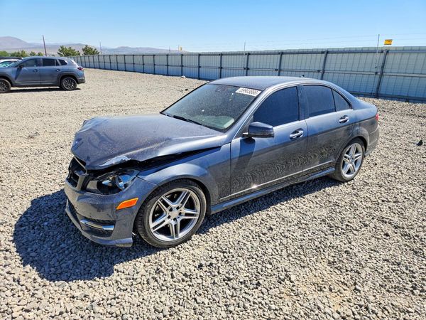 2014 MERCEDES-BENZ C