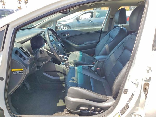 2017 KIA FORTE EX