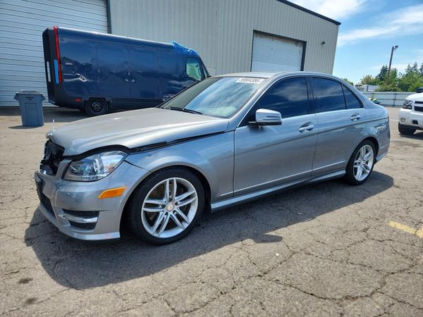 2013 MERCEDES-BENZ C C300