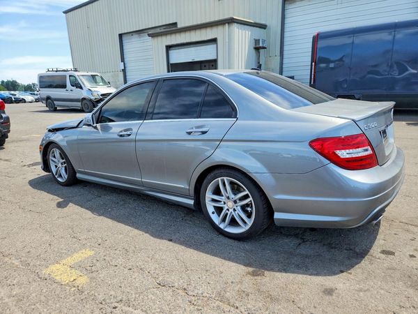2013 MERCEDES-BENZ C C300