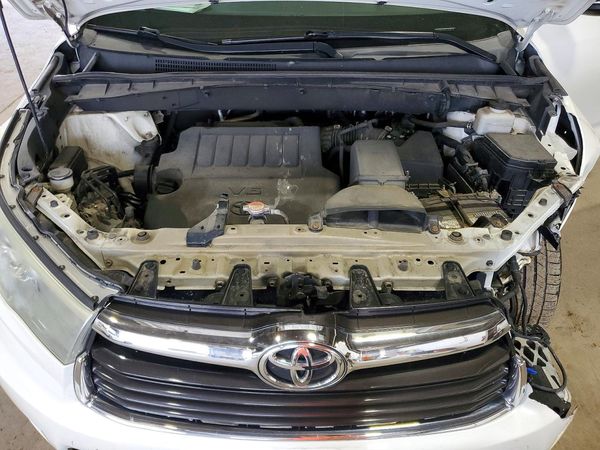 2016 TOYOTA HIGHLANDER Base/Hybrid