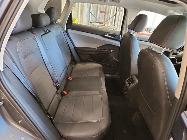 2024 VOLKSWAGEN TAOS 4Motion SE