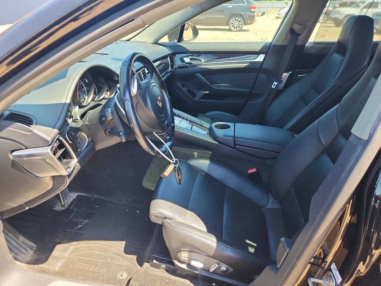 2012 PORSCHE PANAMERA Base (2WD), 4 (4WD)