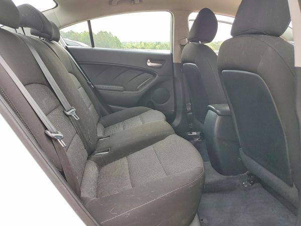 2018 KIA FORTE LX Base