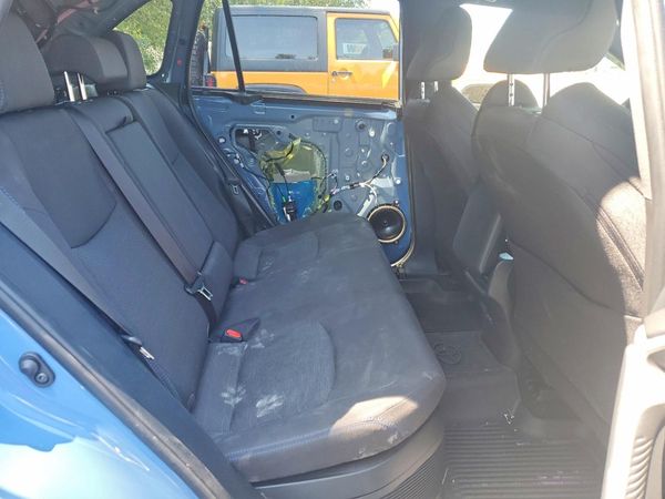 2025 TOYOTA RAV4 SE