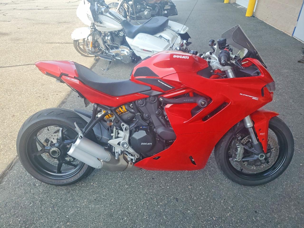 Ducati SUPERSPORT