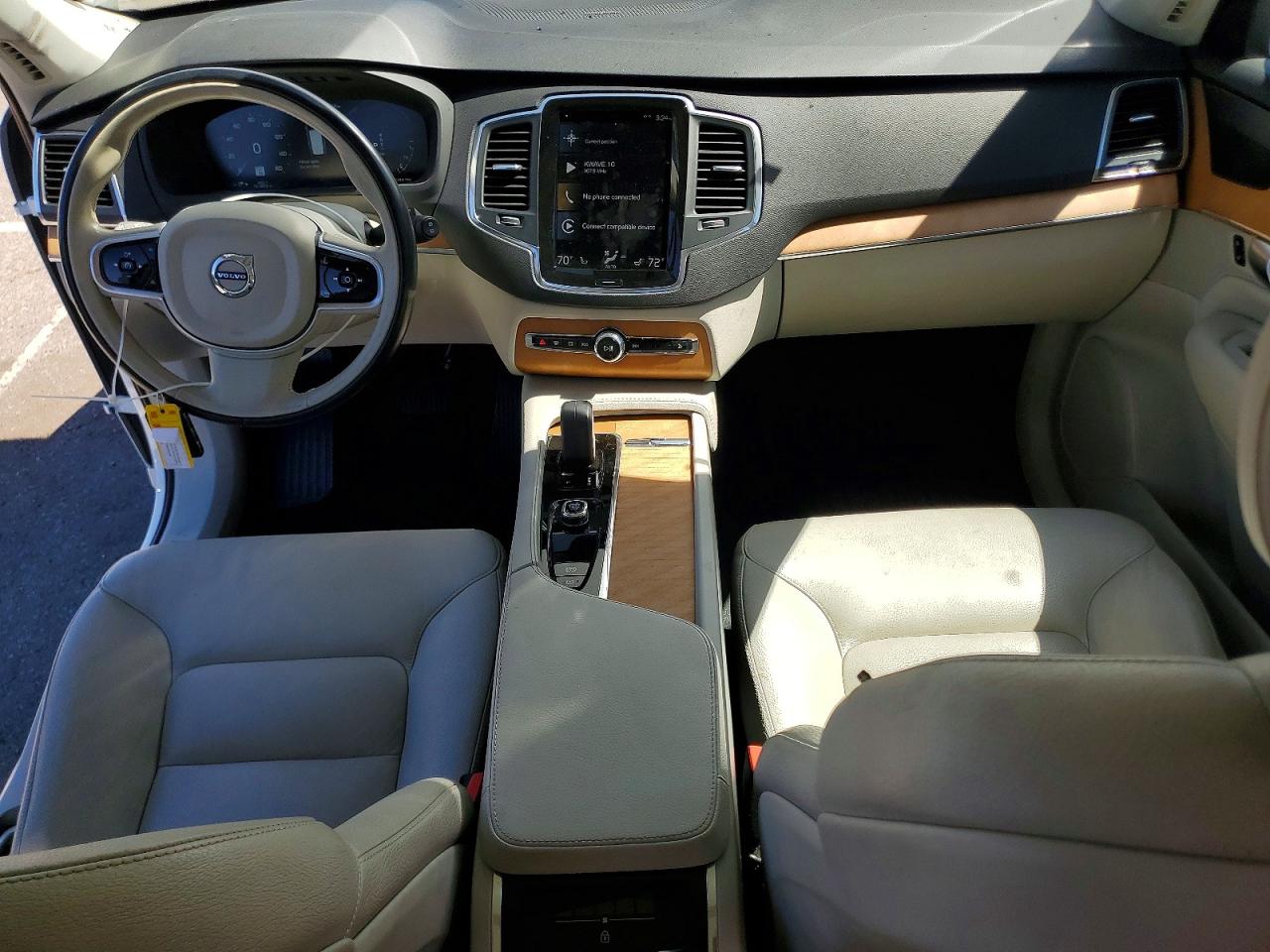 2022 VOLVO XC90 Momentum (excl S60)