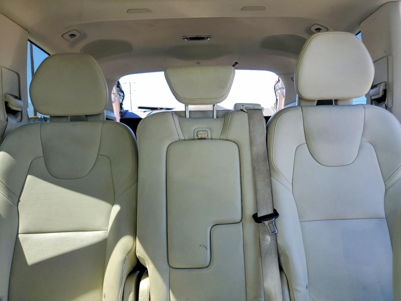 2022 VOLVO XC90 Momentum (excl S60)