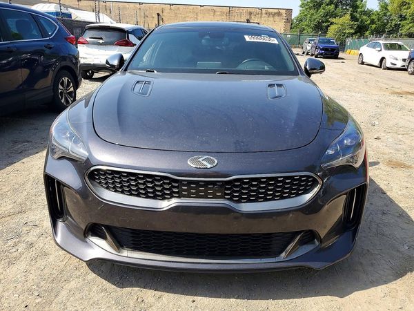 2019 KIA STINGER