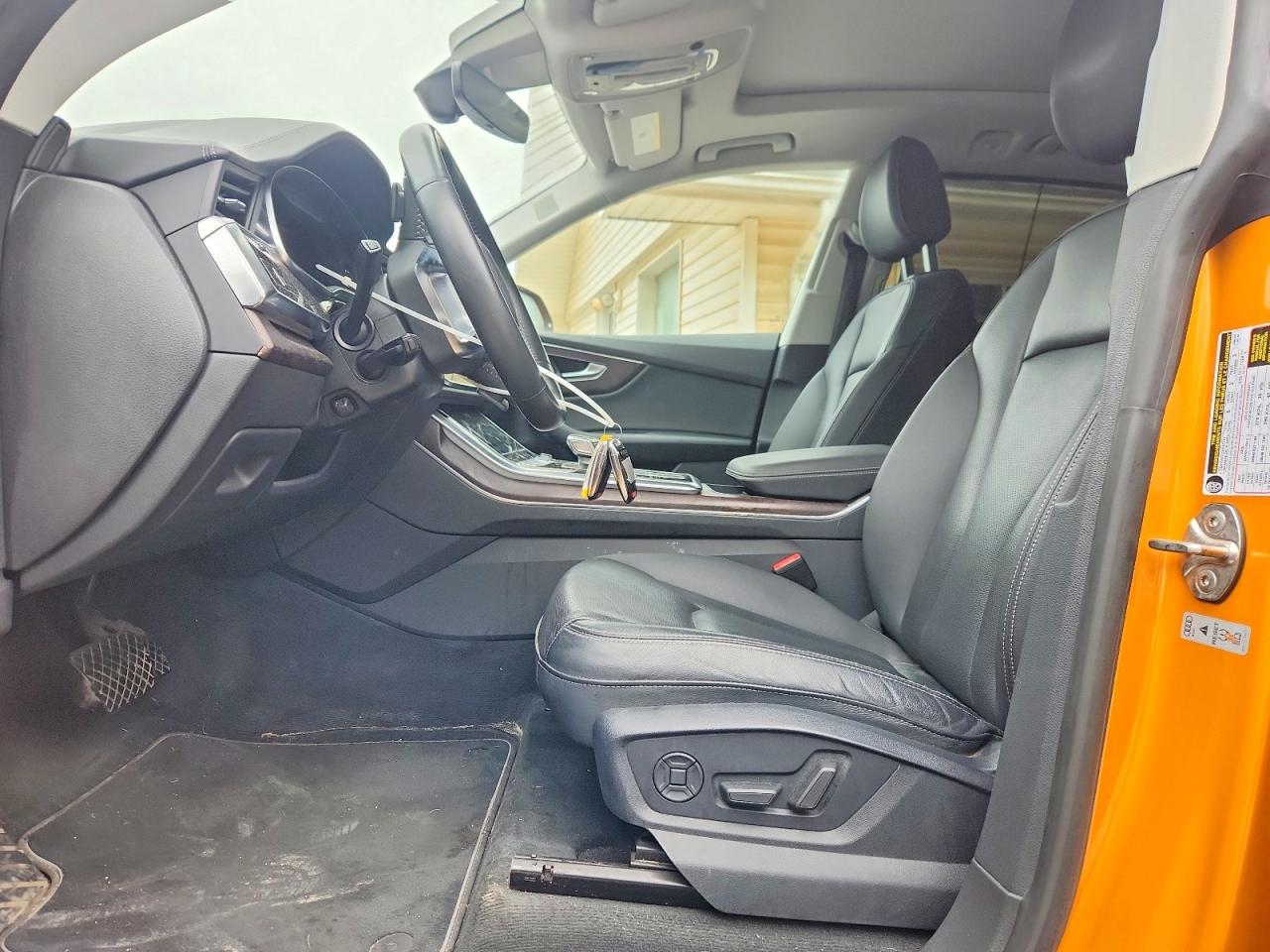 2020 AUDI Q8 S Line quattro Prestige