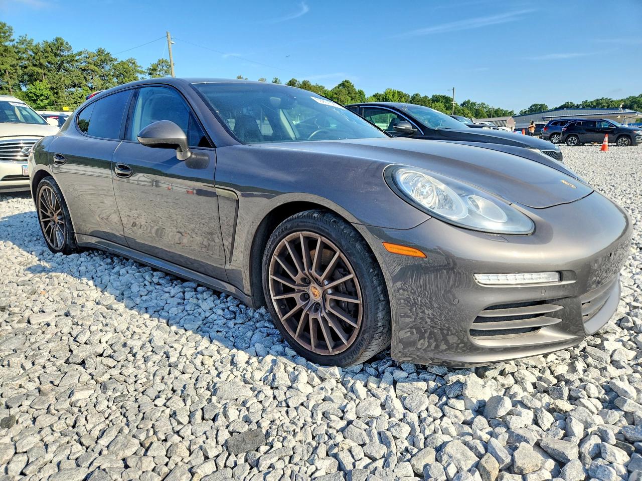 2016 PORSCHE PANAMERA Base (2WD), 4 (4WD)