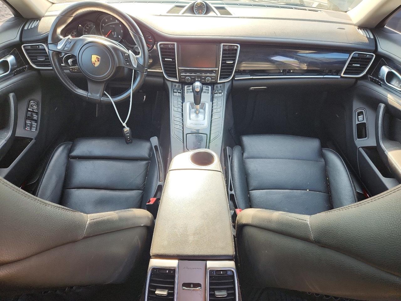 2016 PORSCHE PANAMERA Base (2WD), 4 (4WD)