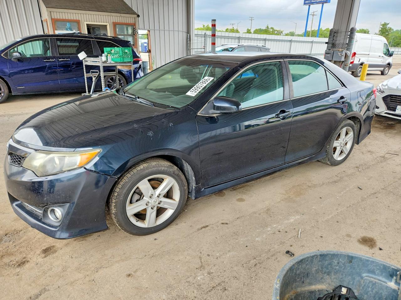 2012 TOYOTA CAMRY
