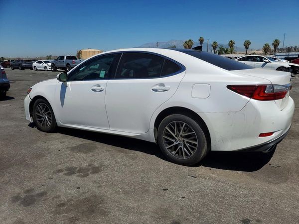 2017 LEXUS ES