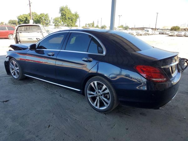 2017 MERCEDES-BENZ C C300