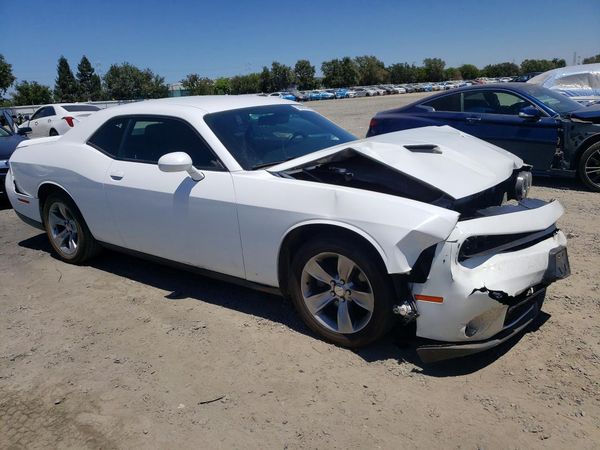 2019 DODGE CHALLENGER SXT — Passenger 3/4