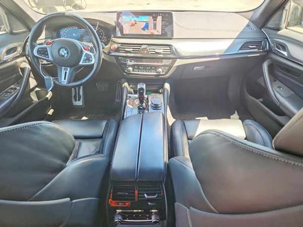 2022 BMW M5