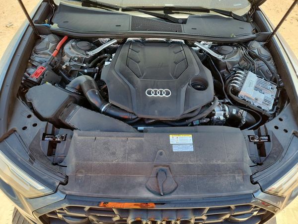 2025 AUDI A6