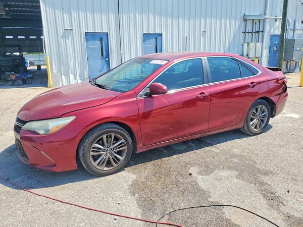 2015 TOYOTA CAMRY