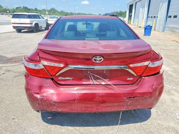 2015 TOYOTA CAMRY