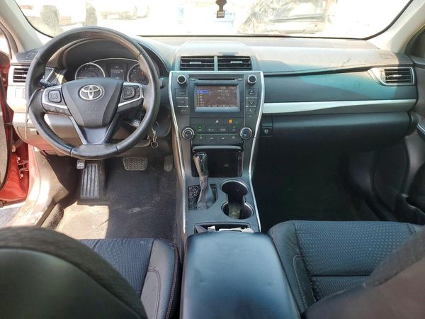 2015 TOYOTA CAMRY