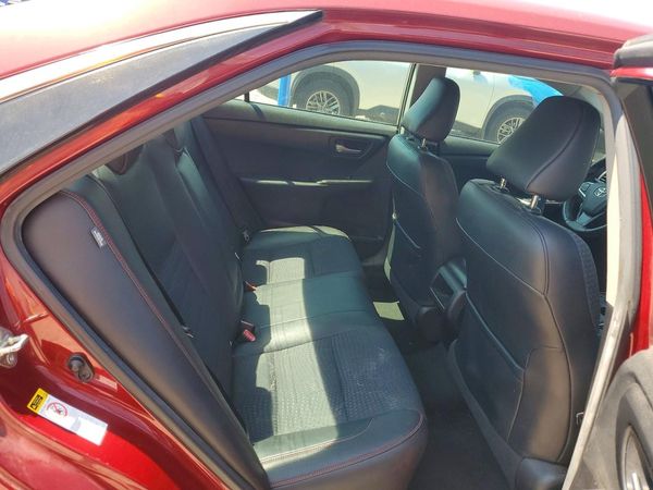 2015 TOYOTA CAMRY