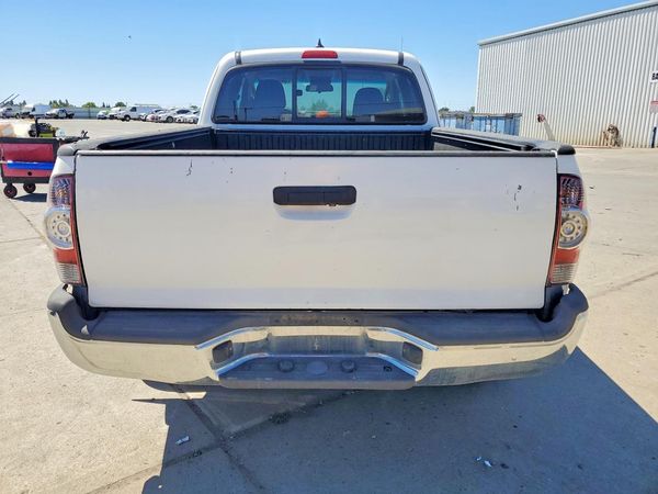 2015 TOYOTA TACOMA