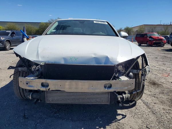 2019 AUDI A4 Premium, Titanium