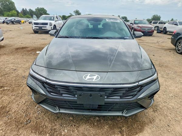 2024 HYUNDAI ELANTRA SEL w/ Convenience Pkg