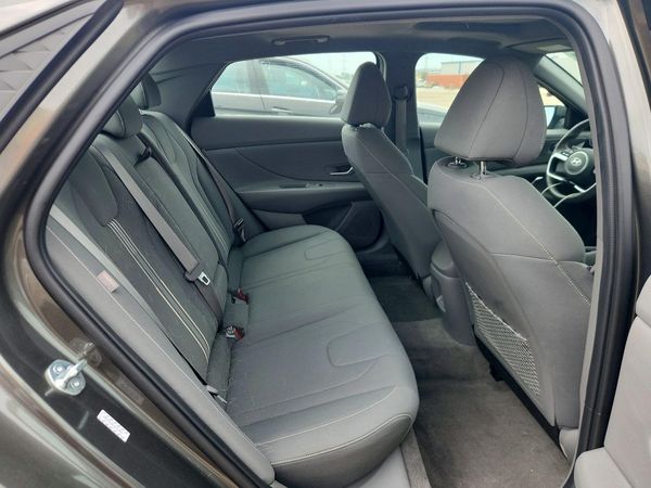 2024 HYUNDAI ELANTRA SEL w/ Convenience Pkg
