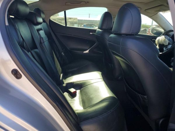 2012 LEXUS IS 250C