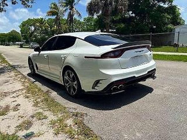 2019 KIA STINGER GT