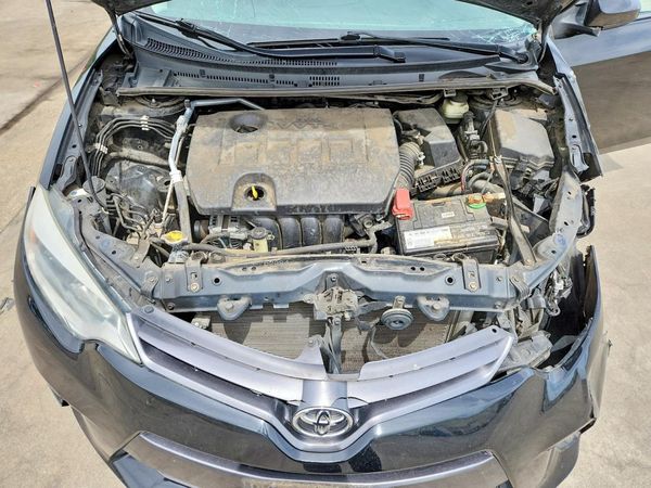 2016 TOYOTA COROLLA L/LE — Engine bay