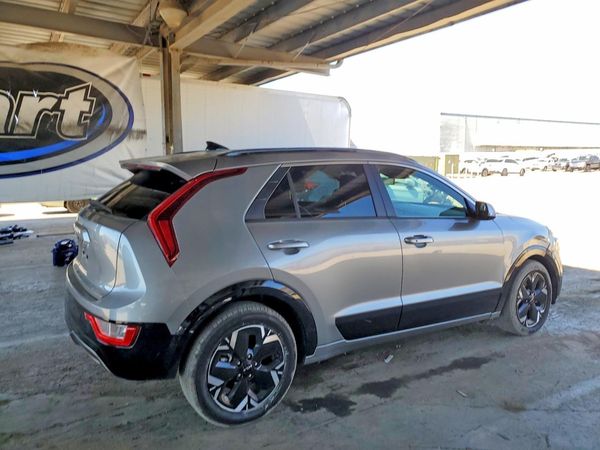 2023 KIA NIRO Wind