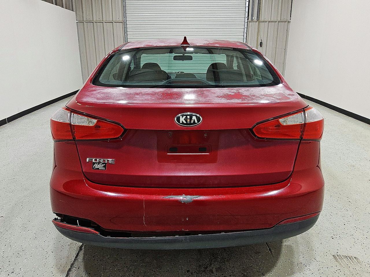 2016 KIA FORTE GL (Middle-Low Grade)