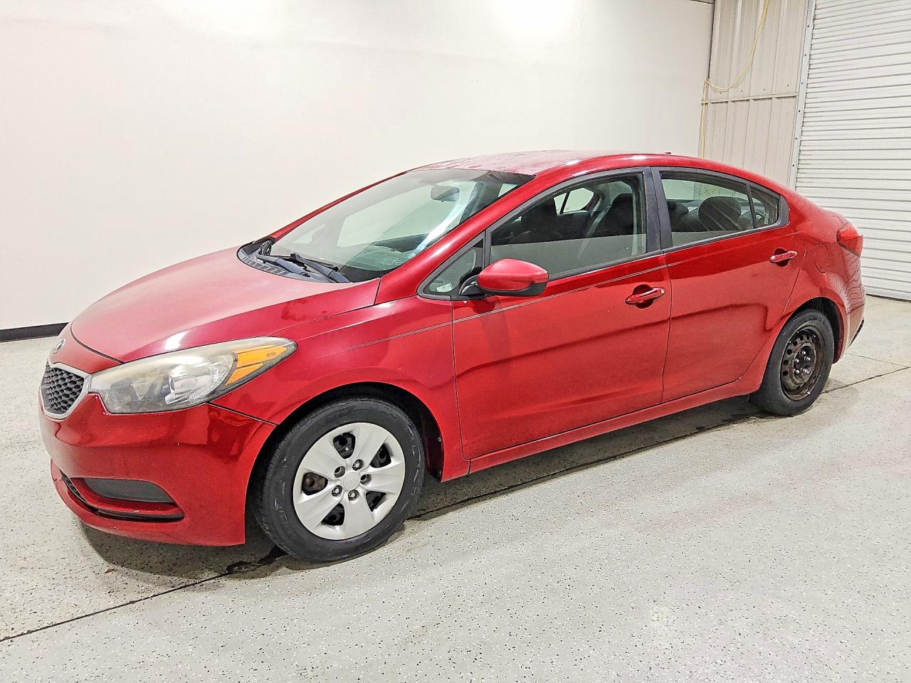 2016 KIA FORTE GL (Middle-Low Grade)