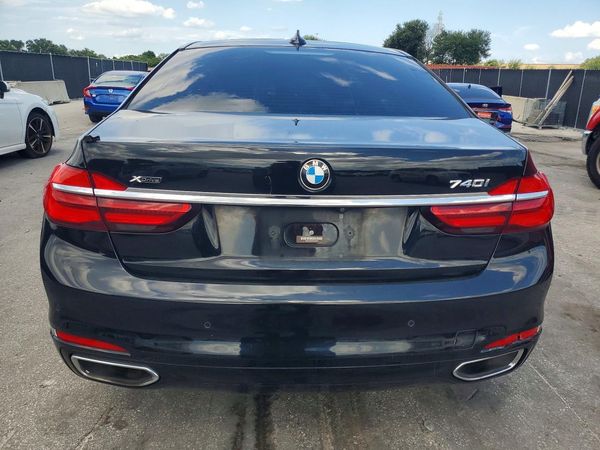 2018 BMW 740 xDrive
