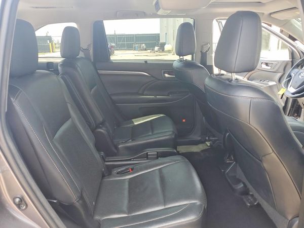 2016 TOYOTA HIGHLANDER Base/Hybrid