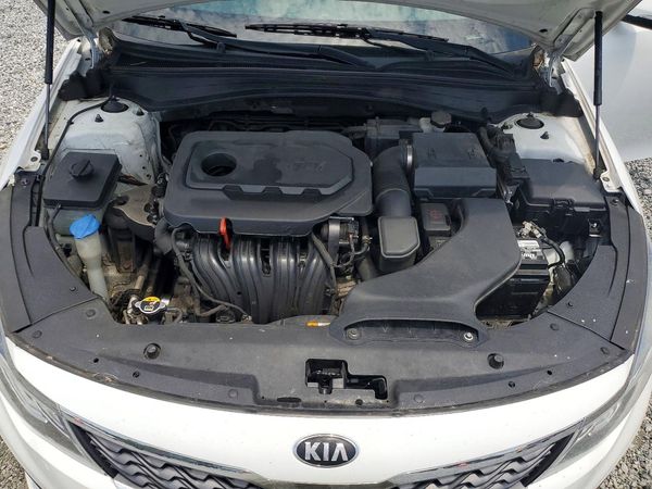 2019 KIA OPTIMA LX, S