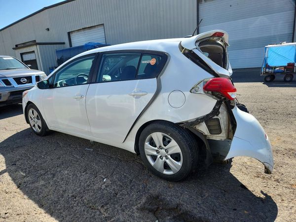 2016 KIA FORTE GL (Middle-Low Grade)