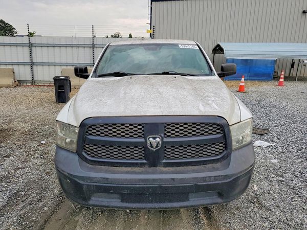2016 RAM 1500 ST QUAD CAB 4X2