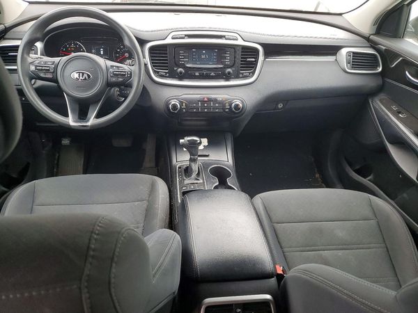 2017 KIA SORENTO L, LX